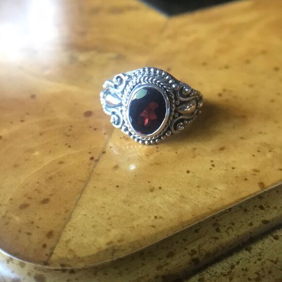 Natural Red Garnet Sterling Silver Solitaire Ring Size 6 - Picture 2 of 8